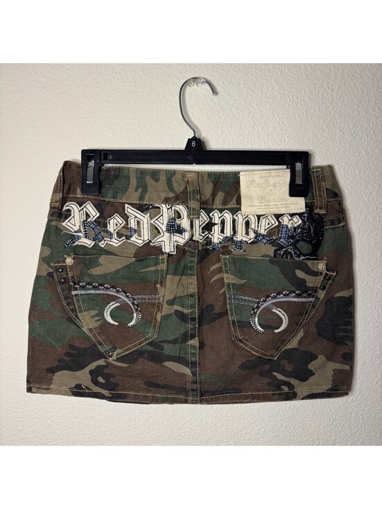 Dresses & Skirts - Rare Vintage Red Pepper Denim Camo Skirt Archive Gold Tag Sz 26 Y2K Embroidered